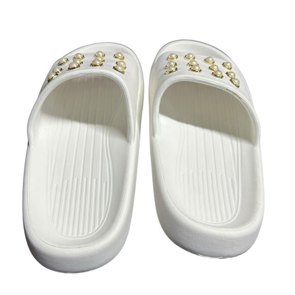Kenneth Cole Mello Faux Pearl Studded Platform Slip On Slides NEW  Size 10 - Picture 3 of 10